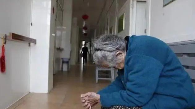 老龄化社会，养老院能让老年人安度晚年吗？