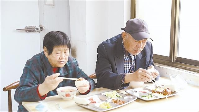 涿州市农村老年食堂探索养老新模式