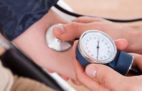 2021“新血压标准”出炉，不再是120/80，自测下你的血压正常吗？