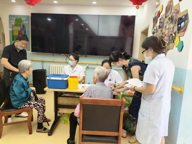杏花岭区民政局稳步推进养老服务机构新冠疫苗接种工作