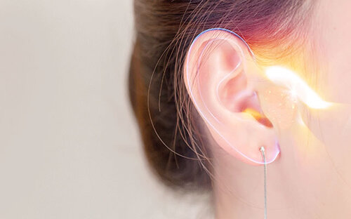 耳鸣是什么原因引起的 耳朵鸣叫的治疗方法