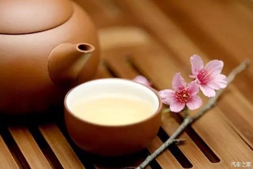 常喝桃花茶可以调理好慢性肾炎